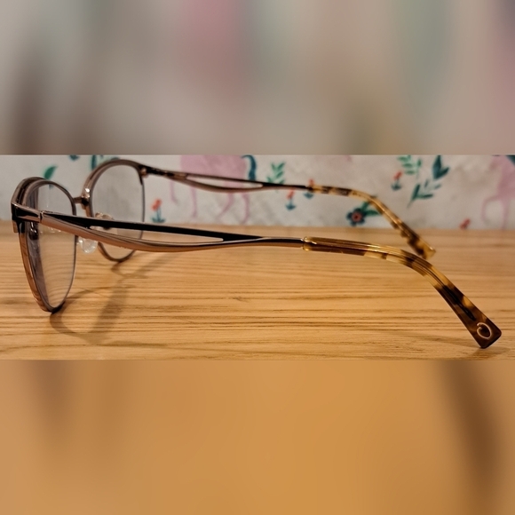 EUC Oscar De La Renta Black & Gold Tortoise Cat Eye Reading Eye Glasses Frames main image 8